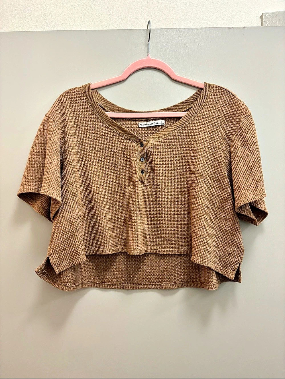 Abercrombie & Fitch Waffle Knit Henley Crop Top Brown Size Large